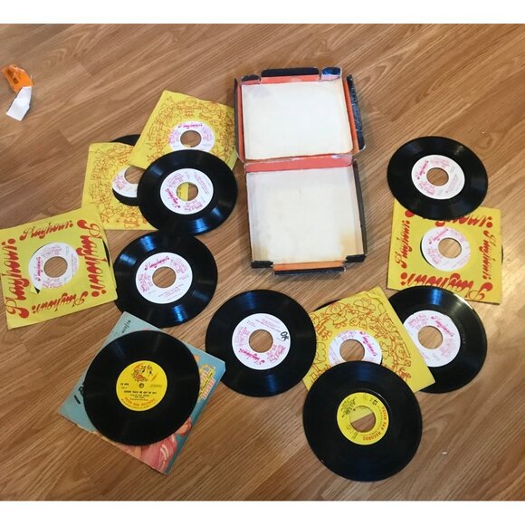 Party Playtime Songs Records Set of 12 Vintage 45 RPM 50 Songs With Original Box - Picture 2 of 7